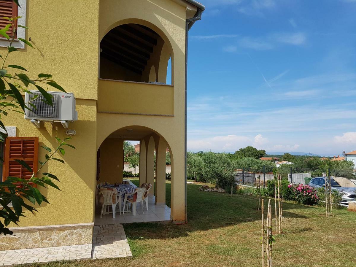 Apartment Barba Ližnjan 외부 사진